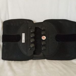 Bledsoe Back Brace